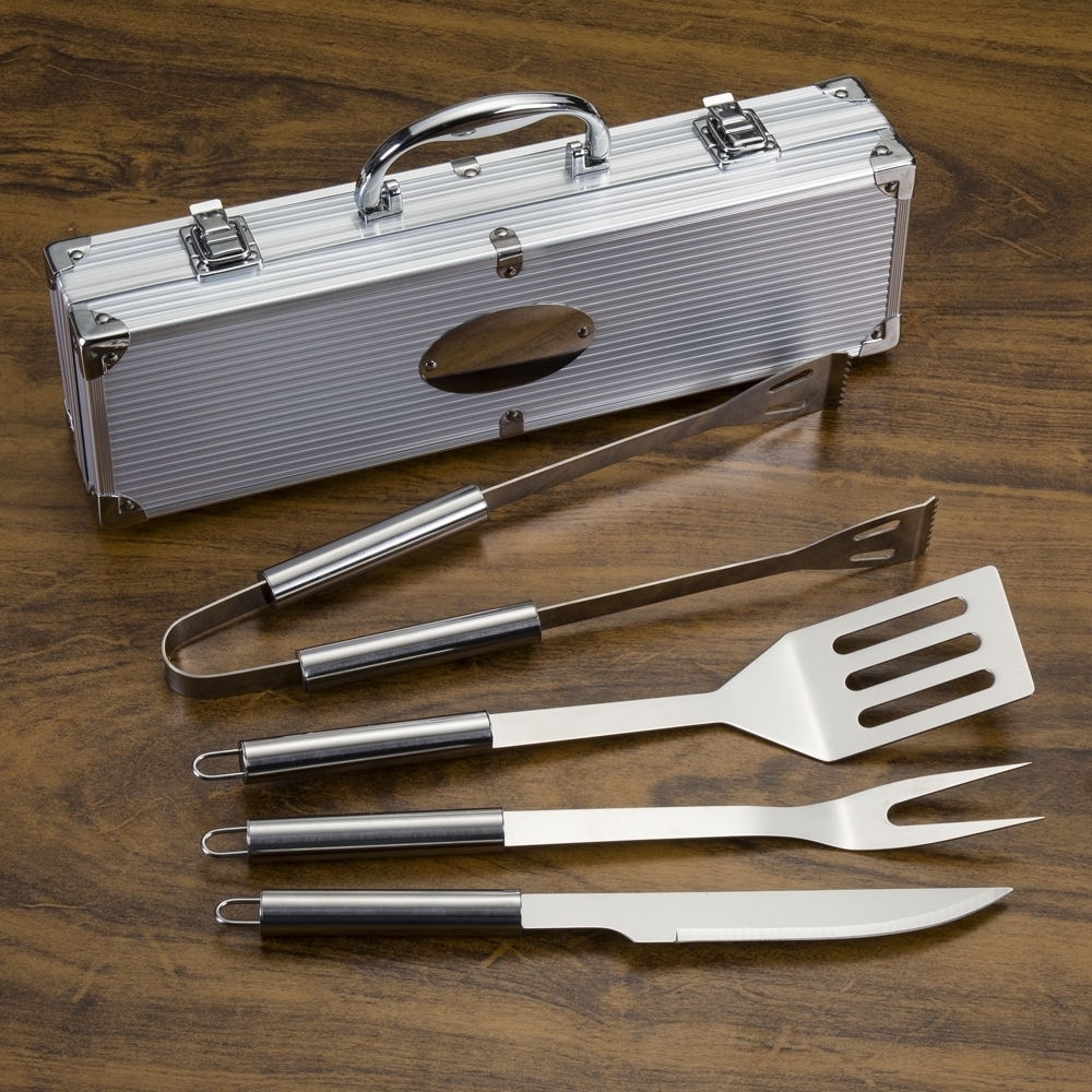 KIT CHURRASCO 4 PEAS COM MALETA PERSONALIZADO, KIT CHURRASCO PERSONALIZADO MALETA, MALETA CHURRASCO PERSONALIZADO, BIRNDES KIT CHURRASCO MALETA PERSONALIZADO., Squeeze Personalizado, Canetas Personalizadas, Squeeze Trmica Personalizada, Botons, Chaveiros Personalizados, Canetas Metal Personalizada, Brindes para empresas, Squeezes personalizados para empresas, brindes personalizados, Brindes corporativos, LG BRINDES BH