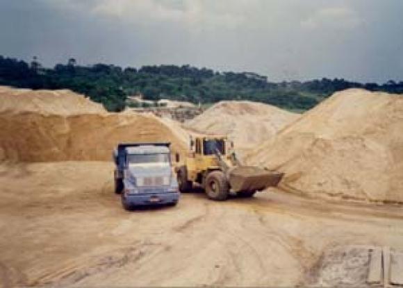   AREIA LAVADA GROSSA EM BH, AREIA LAVADA GROSSA PARA CONSTRUO CIVIL, AREIA LAVADA GROSSA, Areias contruo, areia construcao, pedras construo, pedras contrucao, areias e pedras, material de construo, material de construcao, extrao, mineral, comrcio, britas, brita, areia mdia, areia grossa, areia fina, Areias Rio Senna | Comercio de Areias e Predras MG 