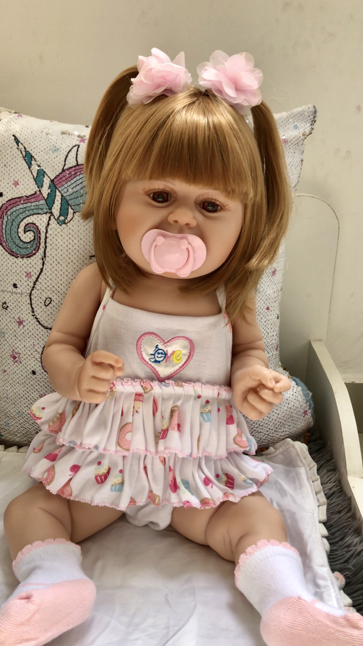 Bebê Reborn menina Realista toda em silicone .Pode banhar!